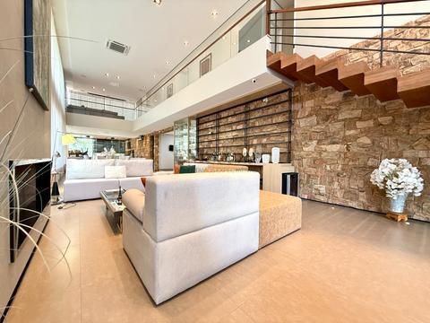 Casa à venda em Londrina, Bela Suiça, com 3 quartos, com 385 m²