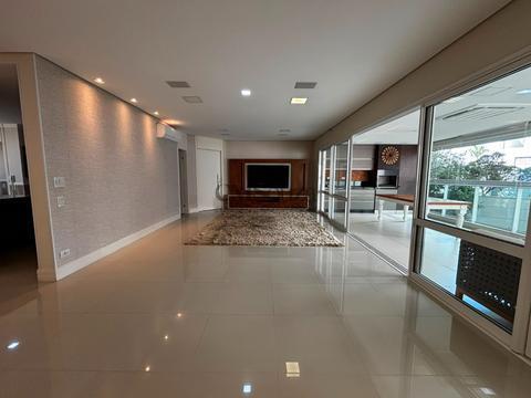 Apartamento para alugar no Edifício Maison Unique – 3 suítes, 205 m², 3 vagas – Londrina