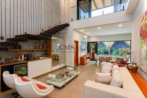 Casa à venda Porteira Fechada em Londrina, com 4 quartos, com 261 m², Condomínio Alphaville 2