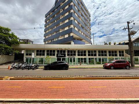 Sala Comercial à Venda em Londrina, Margem do Lago Igapó, com 433.99 m²