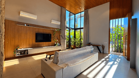 Casa para locação no Villagio do Engenho , com 3 suítes, piscina, 5 vagas cobertas, 328m², Cambé.