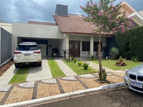 Casa à venda em Londrina, Terras de Santana II, com 4 suítes, com 261 m²